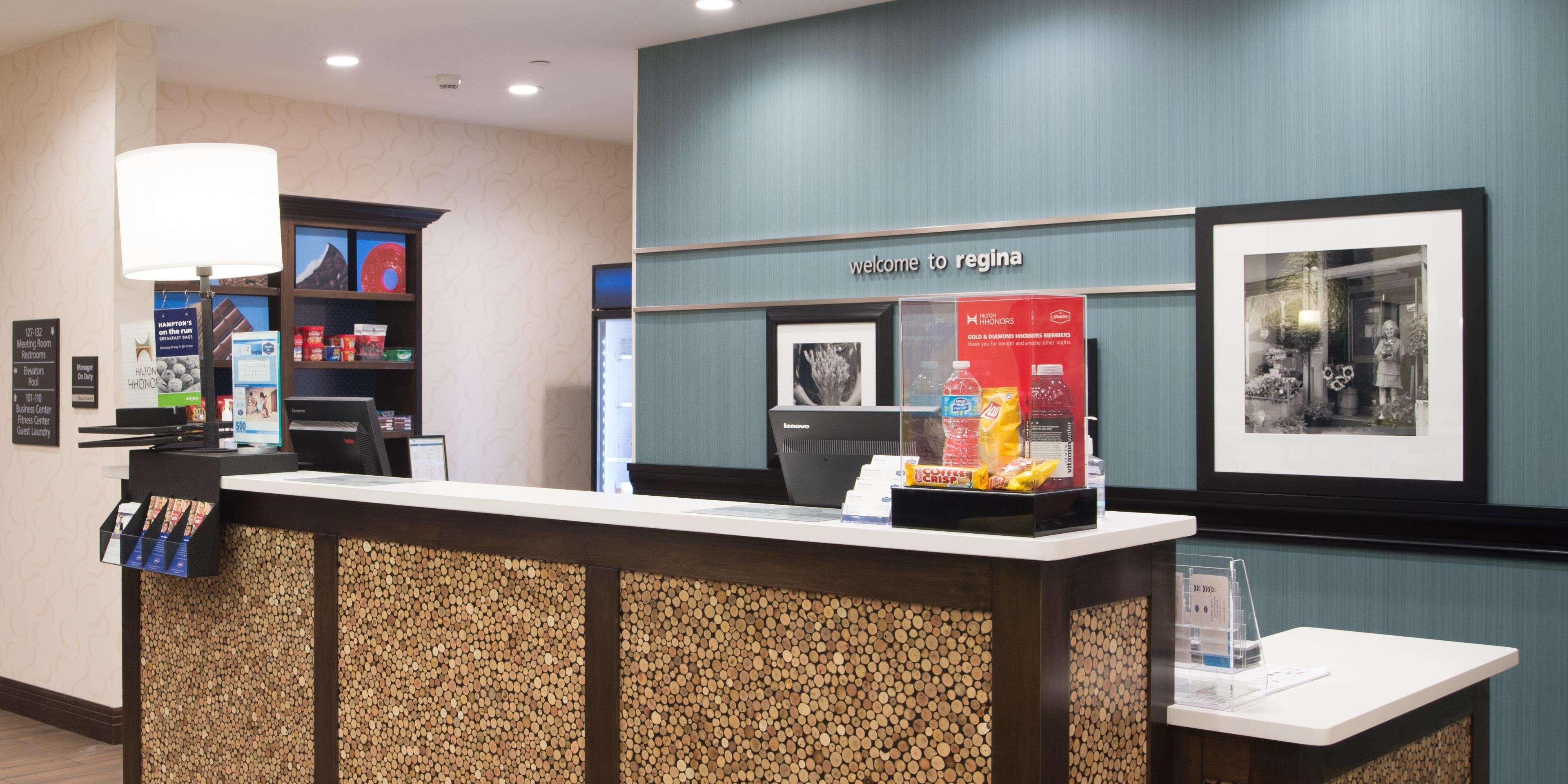 Hampton Inn & Suites East Gate Regina Bagian luar foto